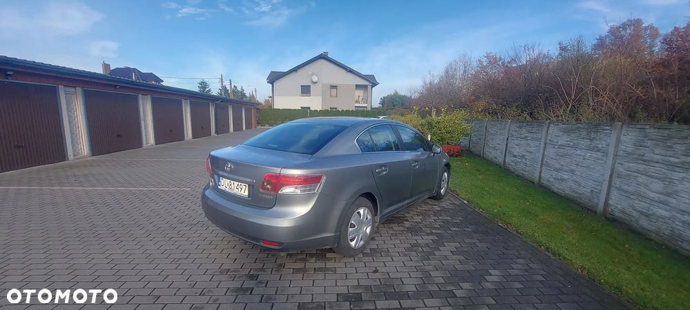 Toyota Avensis 2.0 D-4D Sol plus - 2