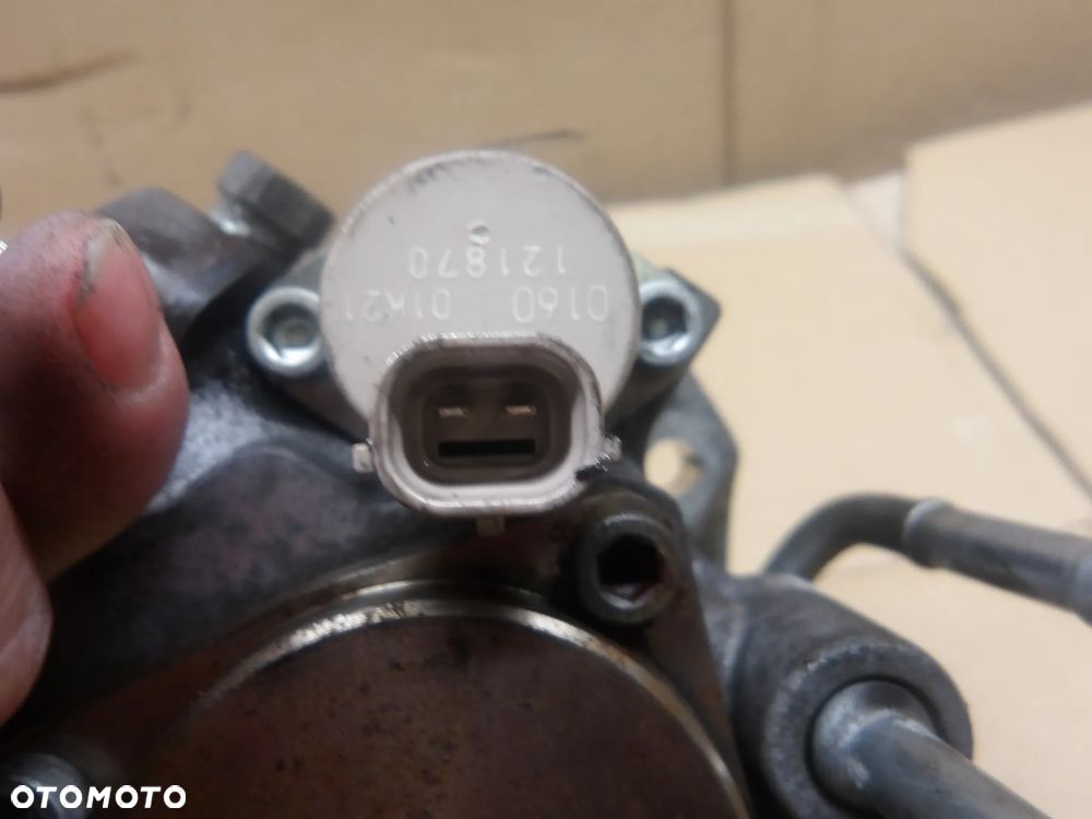 MAZDA 5 LIFT 5D 05-10 2.0D POMPA WTRYSKOWA RF7J13800B - 4