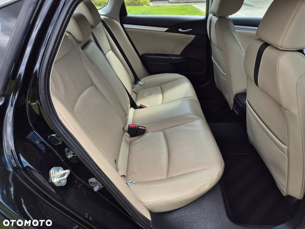 Honda Civic 1.5 i-VTEC Turbo CVT Executive - 27