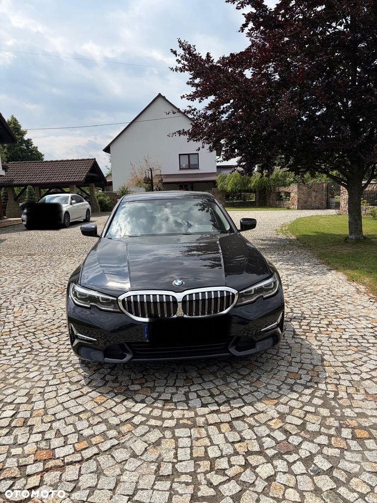 BMW Seria 3 318d - 12