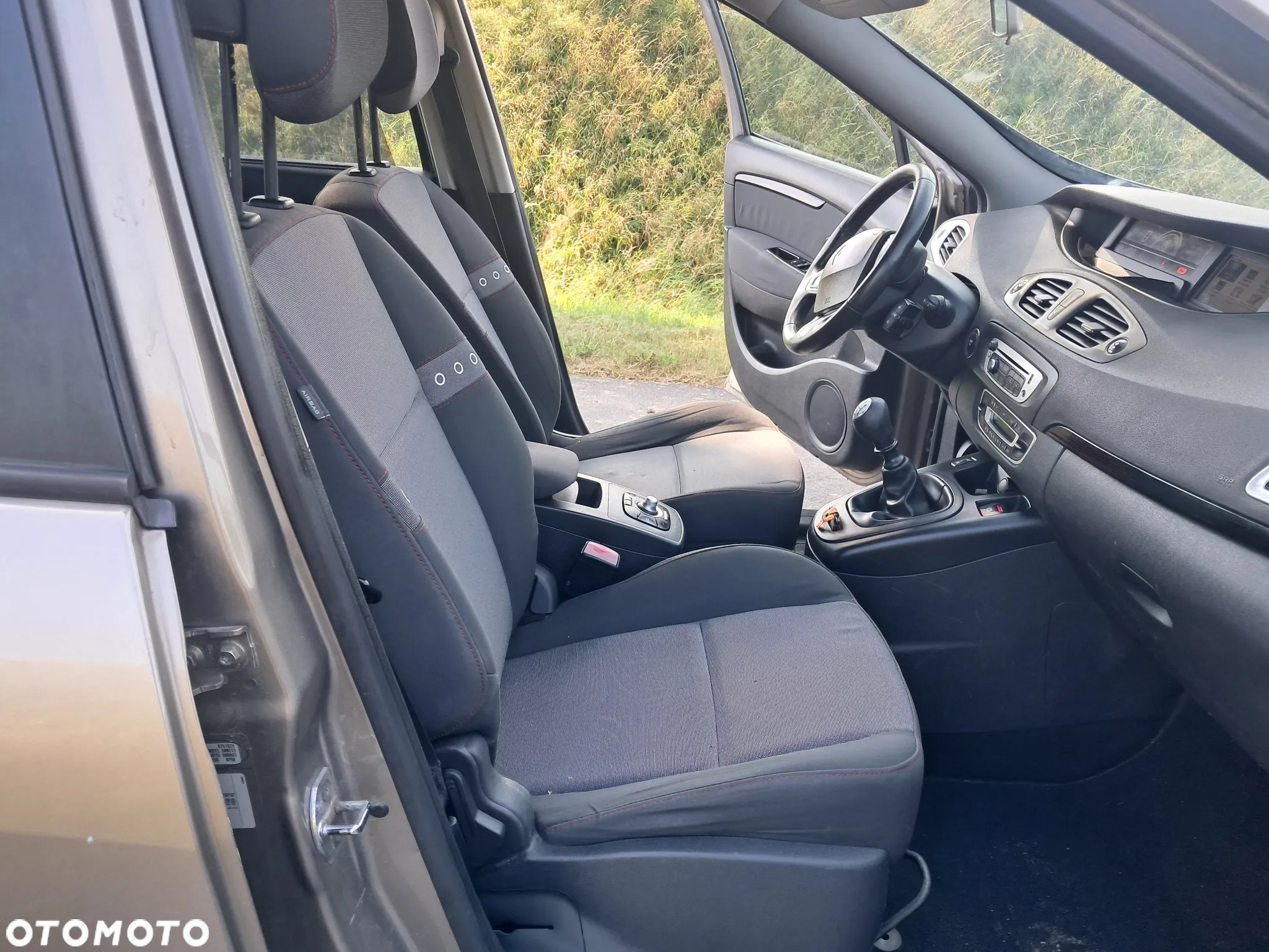 Renault Scenic 1.5 dCi Dynamique - 6