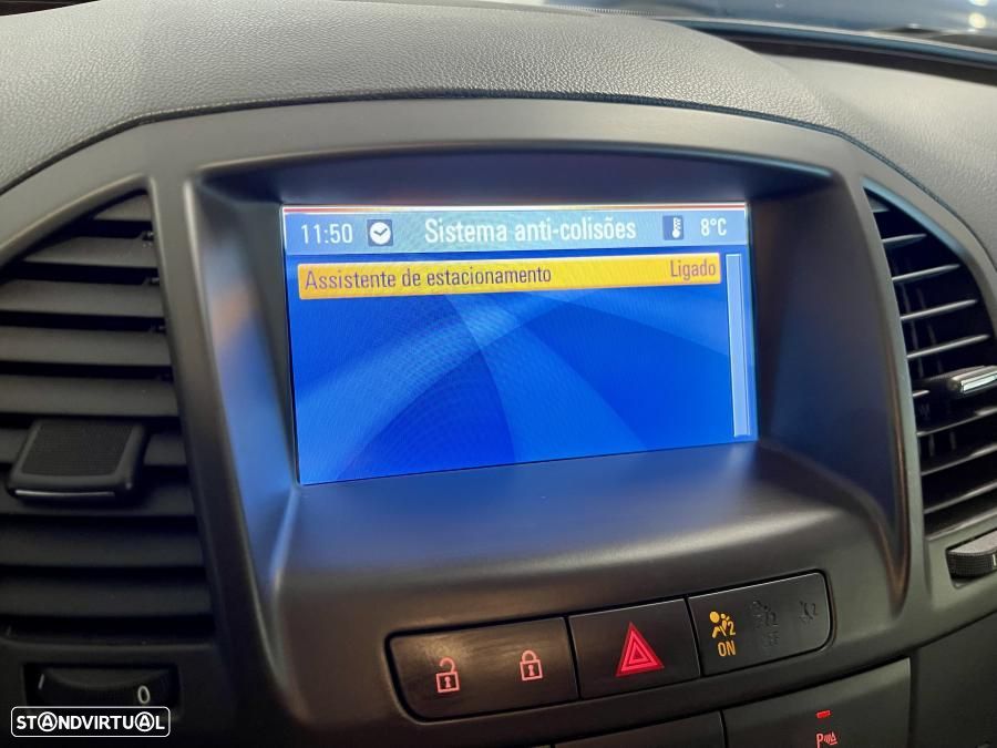 Opel Insignia Sports Tourer 2.0 CDTi Cosmo - 16