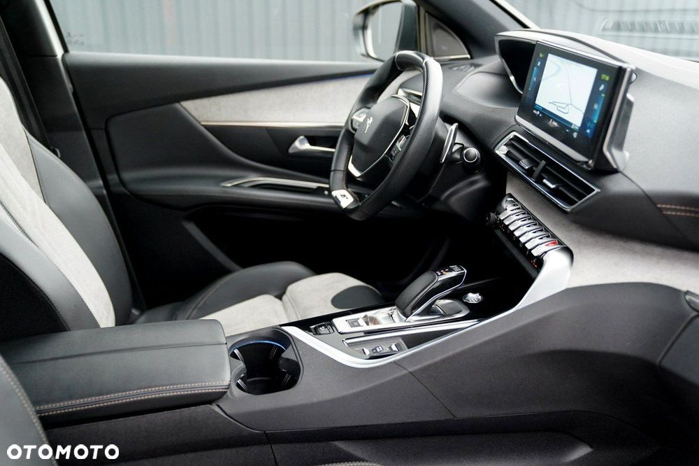 Peugeot 3008 - 23
