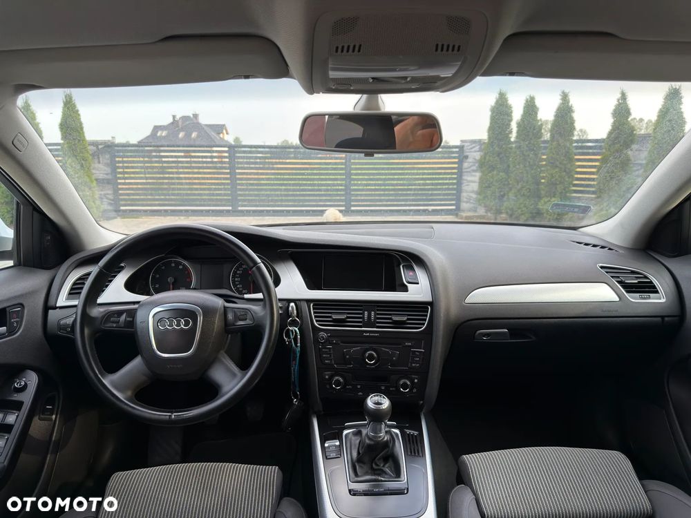 Audi A4 Limousine 2.0 TFSI Attraction - 33