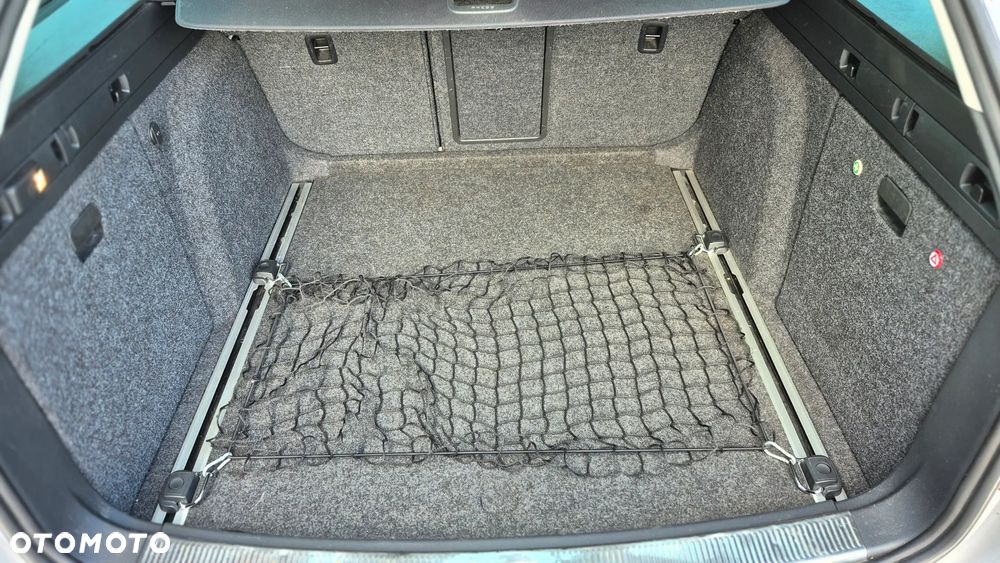 Skoda Superb 2.0 TDI Ambition - 17