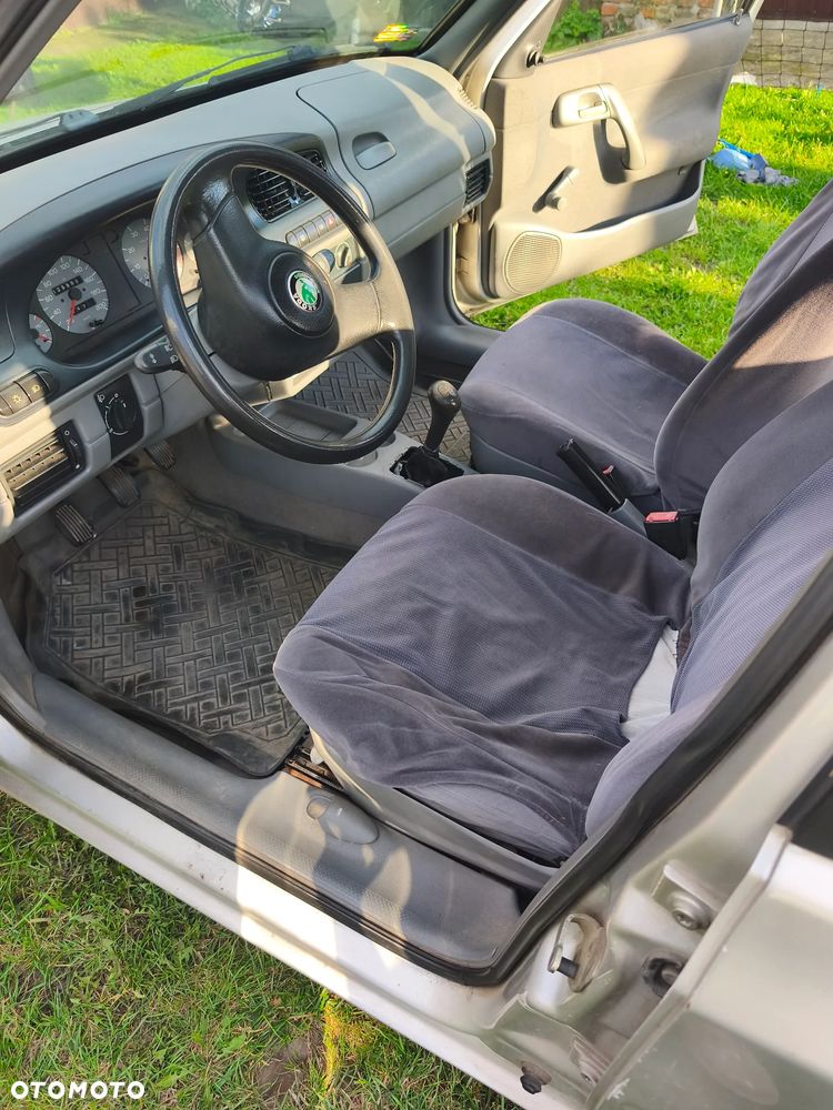 Skoda Felicia 1.3 LX - 9