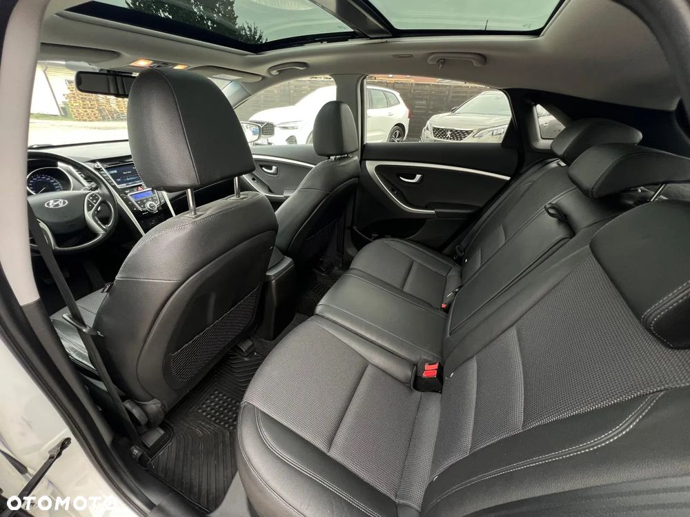 Hyundai i30 1.6 GDI Premium - 15