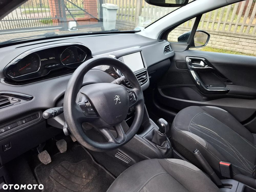Peugeot 208 82 VTI Style - 14