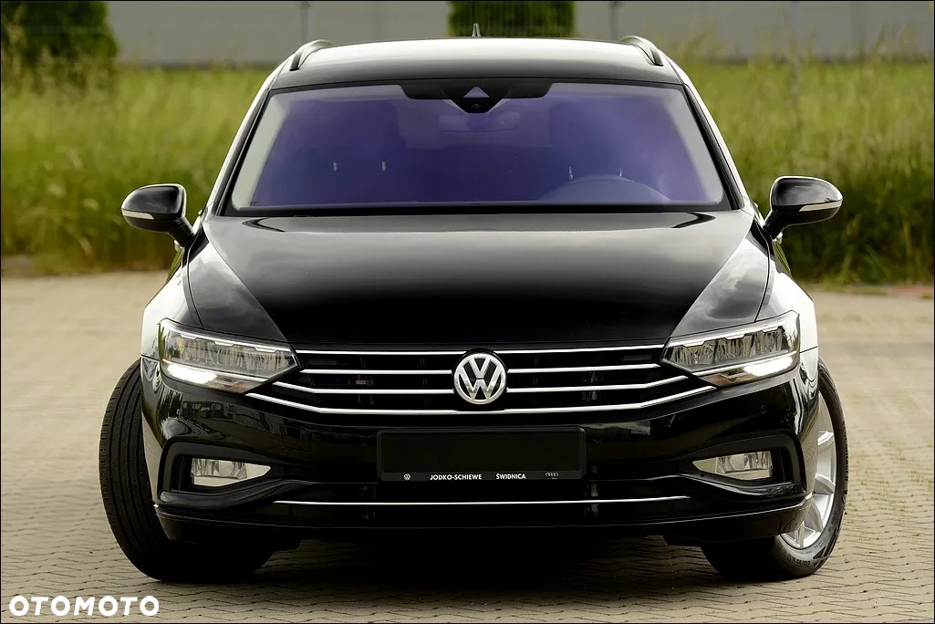 Volkswagen Passat Variant 2.0 TDI SCR DSG Comfortline - 6