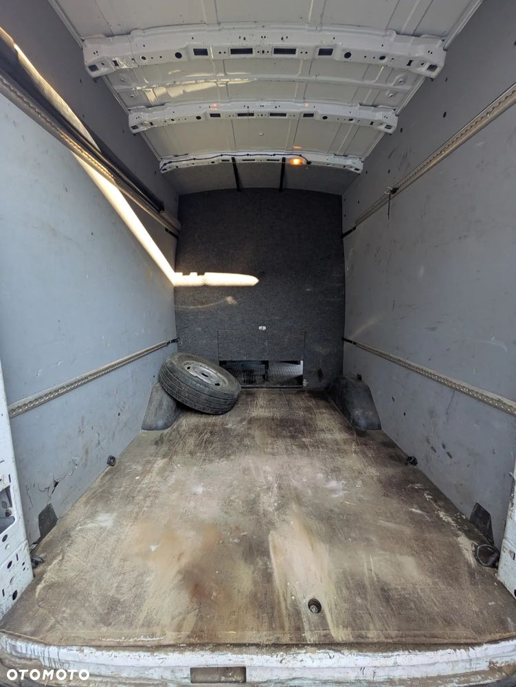 Ford Transit - 9