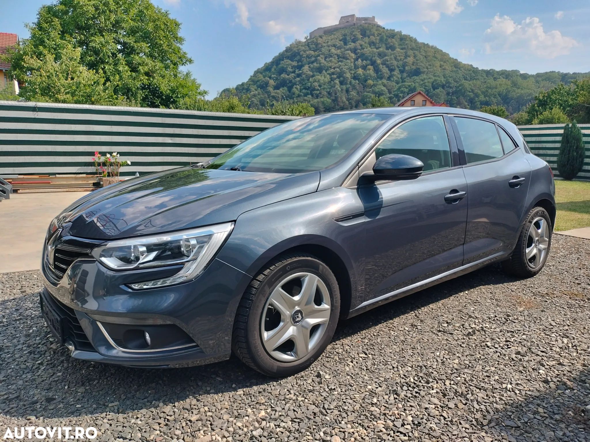 Renault Megane - 1