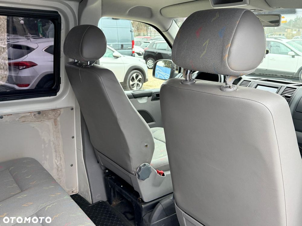 Volkswagen Transporter - 17