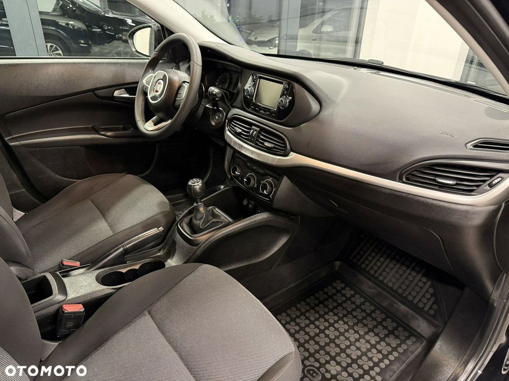 Fiat Tipo 1.4 T-Jet 16v S-Design - 21
