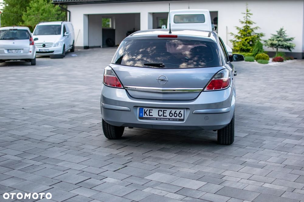 Opel Astra - 12