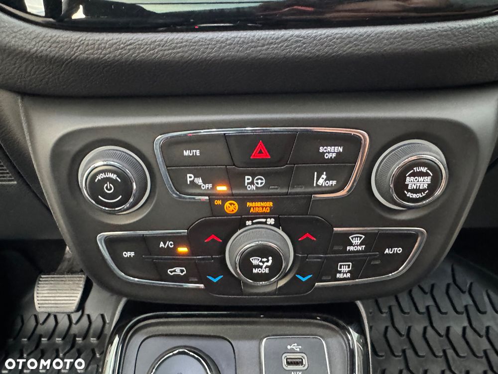 Jeep Compass 1.4 MultiAir Active Drive Automatik Limited - 26