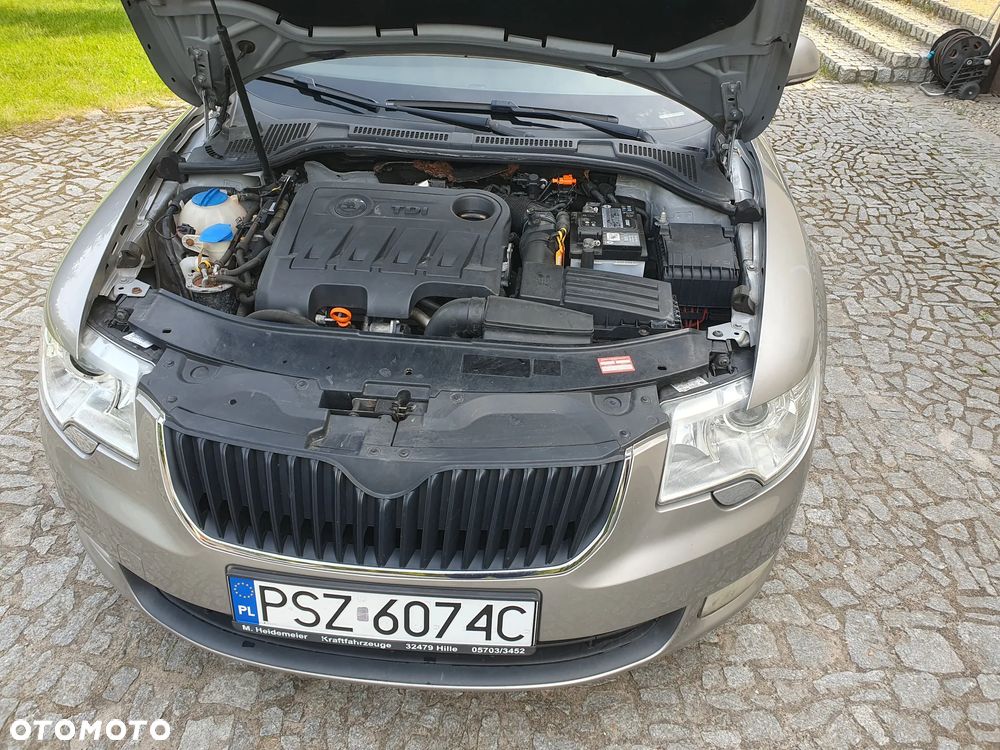 Skoda Superb 2.0 TDI DSG Active - 15