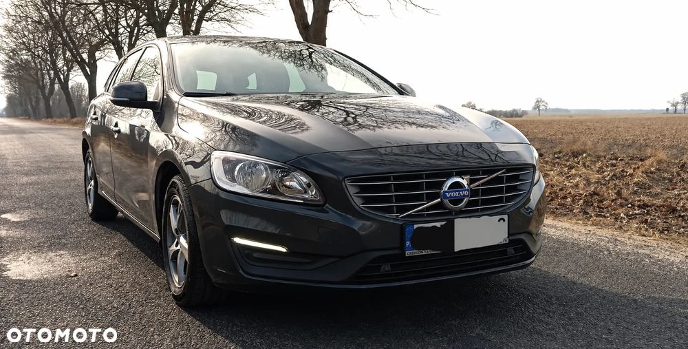 Volvo V60 D3 Drive-E Kinetic - 4