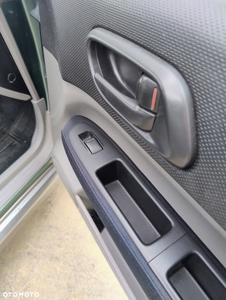 Subaru Forester - 24