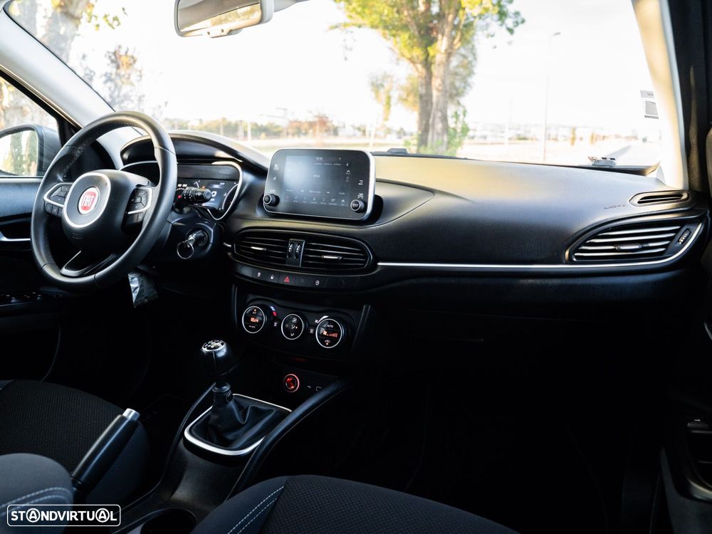Fiat Tipo 1.6 M-Jet Lounge Tech - 20