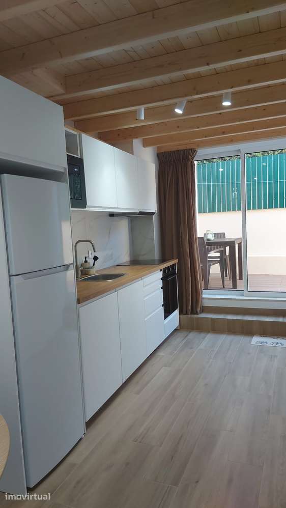 Apartamento T1 com terraço e lavandaria - Grande imagem: 2/4