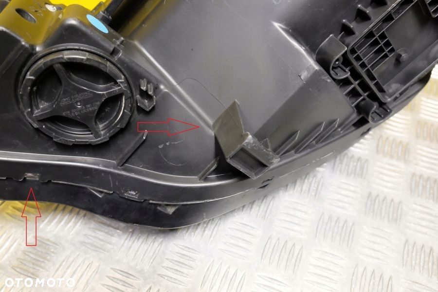 KIA OPTIMA 2015- REFLEKTOR LAMPA ZWYKŁA SOCZEWKOWA Z LED R USA - 15