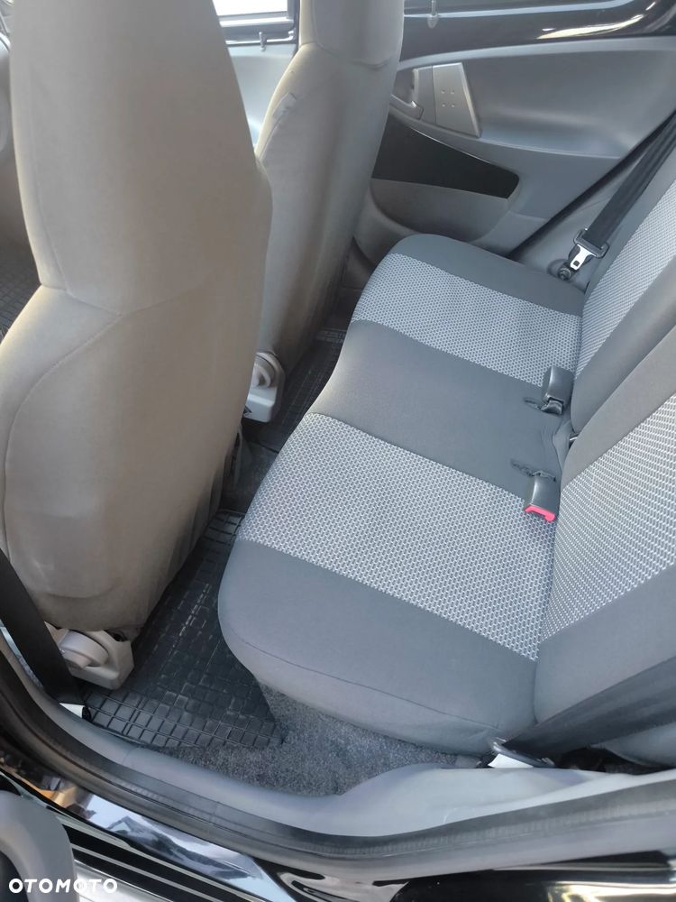Toyota Aygo 1.0 VVT-i Terra A/C - 16