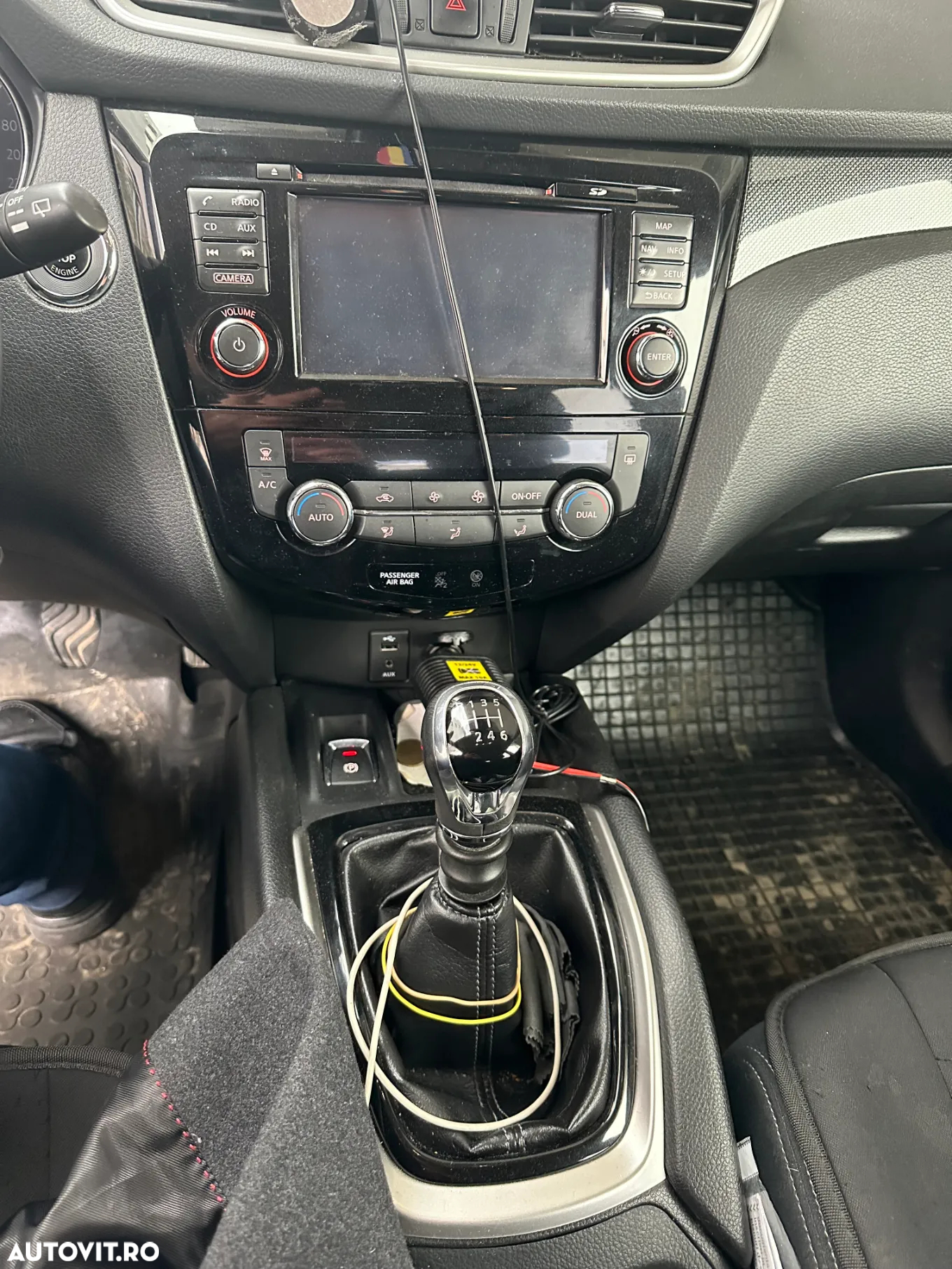 Nissan X-Trail 1.6L dCI Start/Stop 4x4-i Tekna - 3