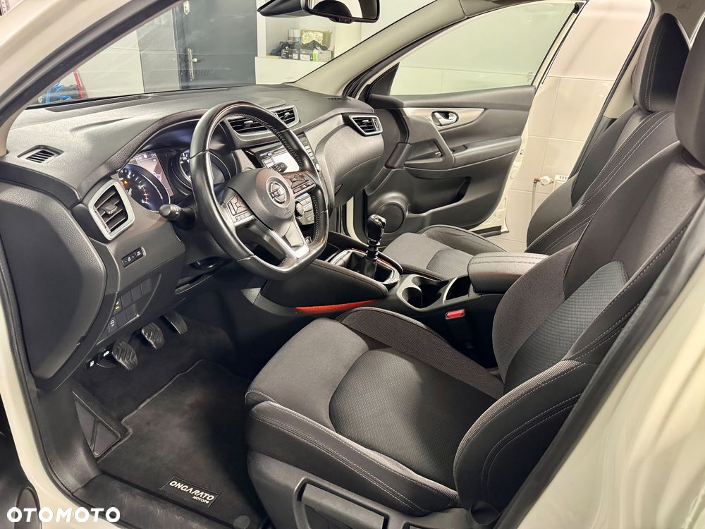 Nissan Qashqai 1.5 dCi Tekna - 21