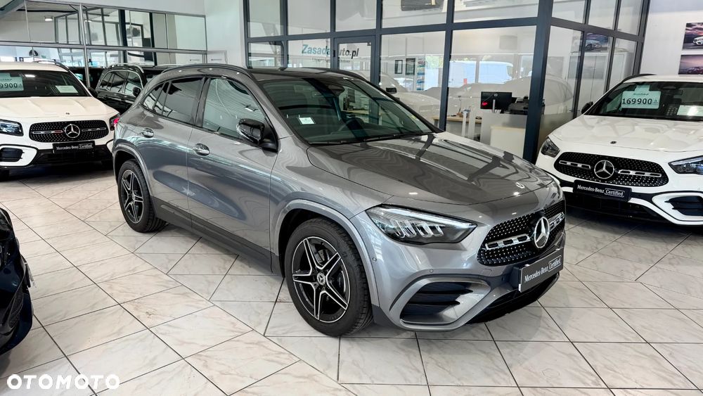 Mercedes-Benz GLA 200 AMG Line