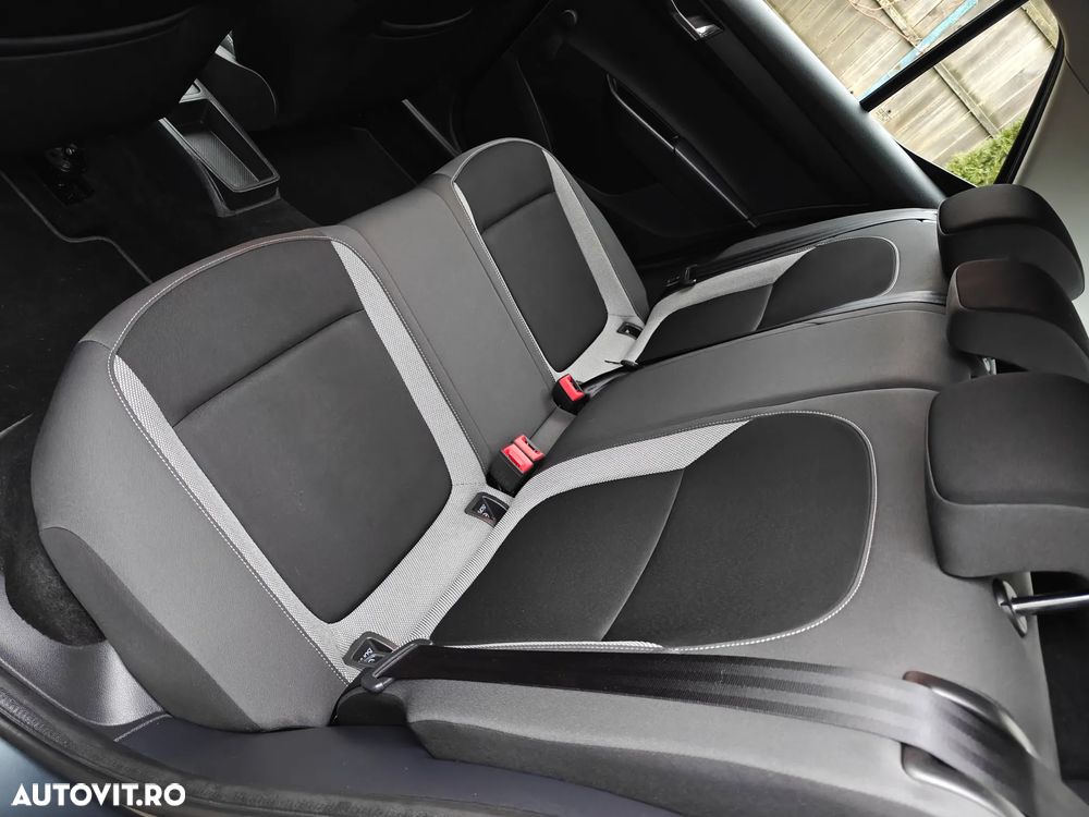 Skoda Fabia 1.0 TSI Active - 6