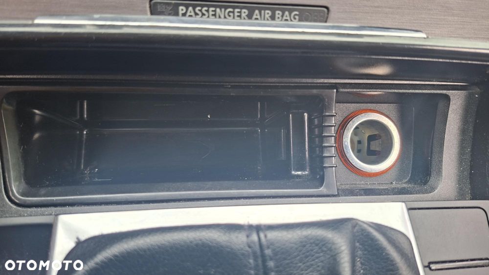 Volkswagen Passat 2.0 TDI DPF Comfortline - 13