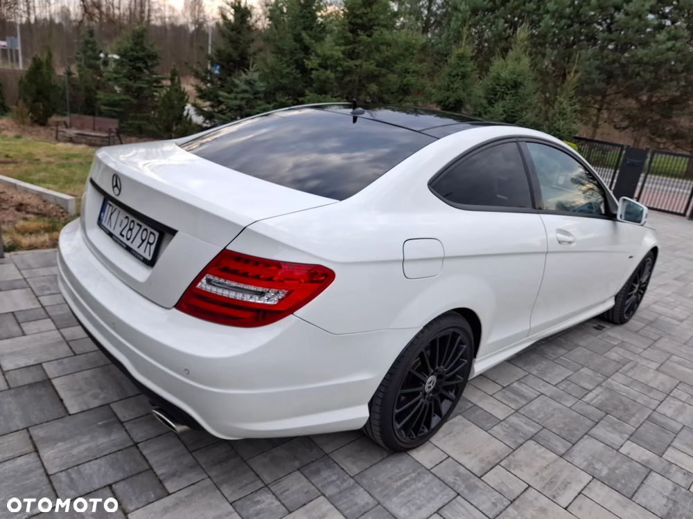 Mercedes-Benz Klasa C 350 BlueEFFICIENCY 7G-TRONIC Edition 1 - 27