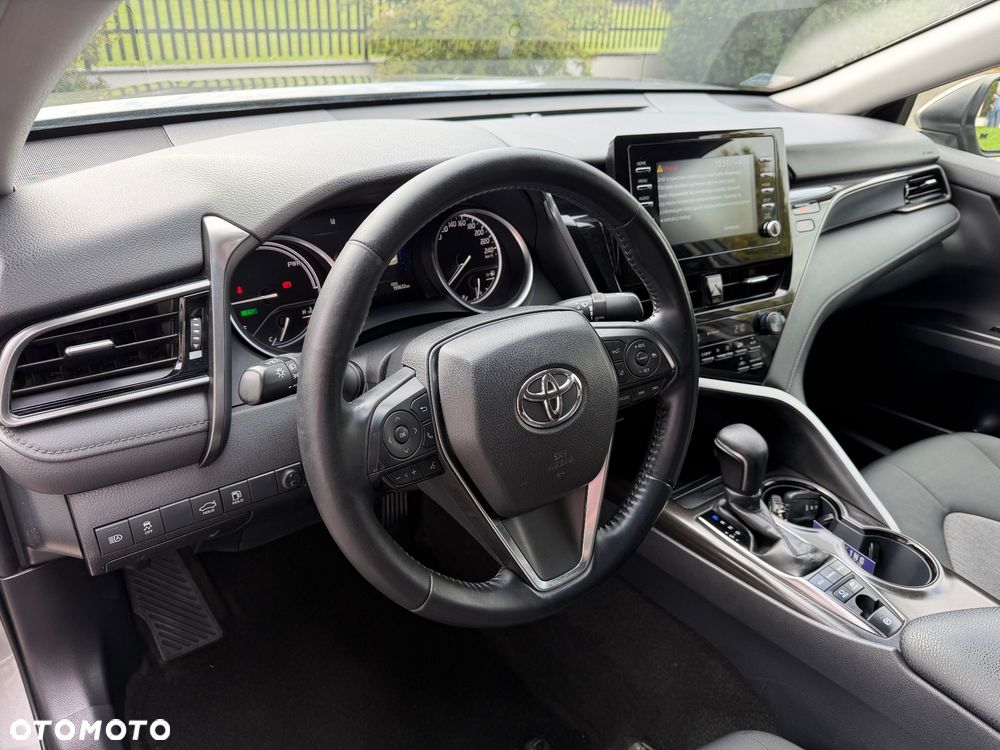Toyota Camry - 29