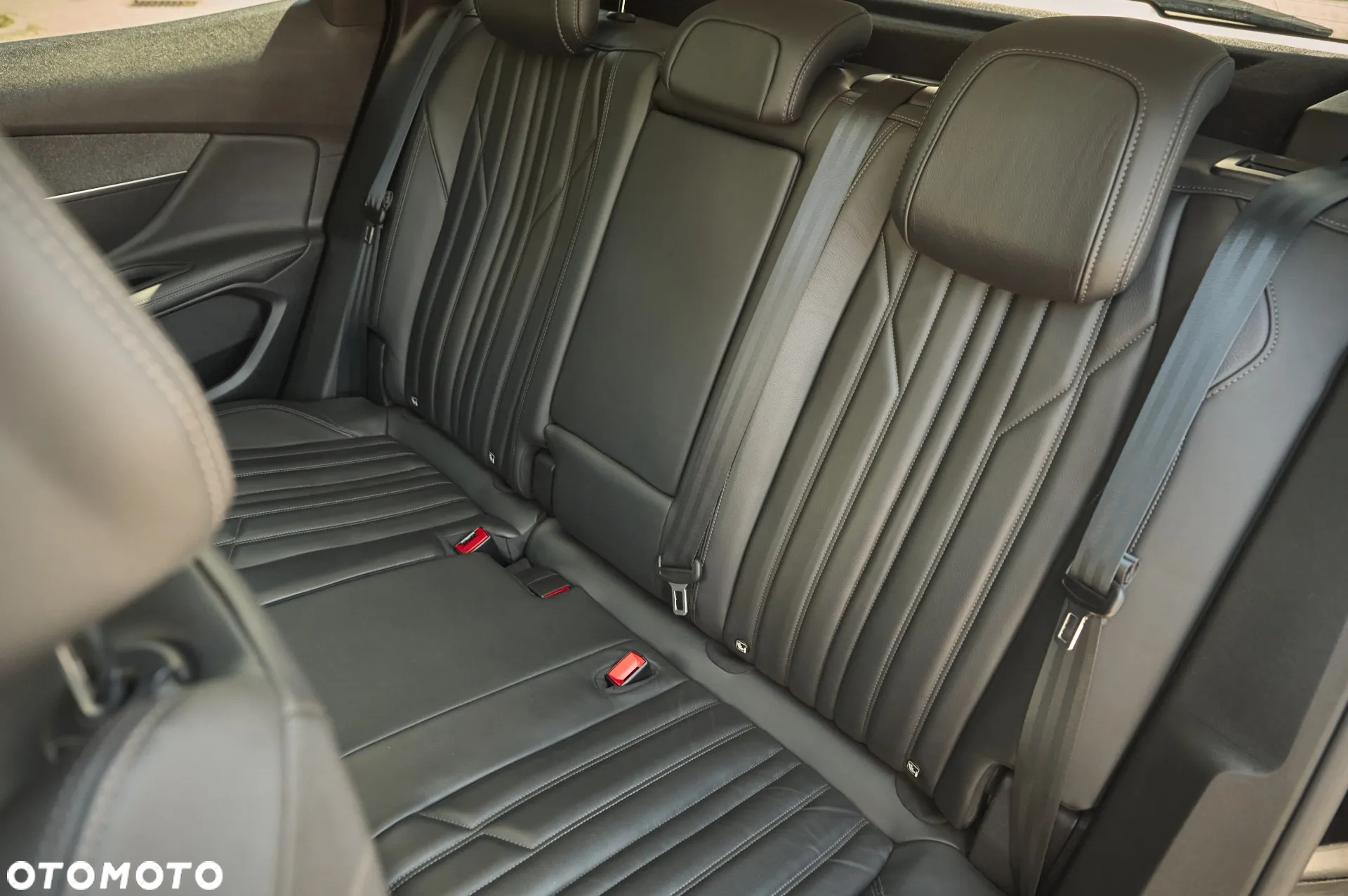 Peugeot 3008 BlueHDi 130 Stop & Start Allure Business-Paket - 19