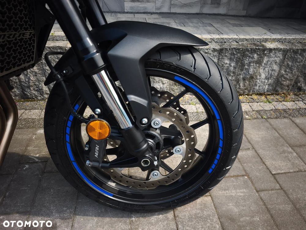 Honda CB - 22