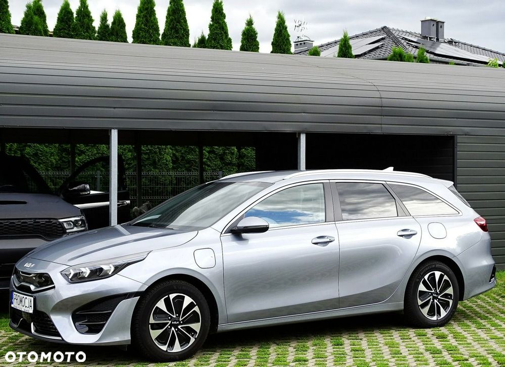 Kia Ceed 1.6 GDI PHEV L Business Line DCT - 7