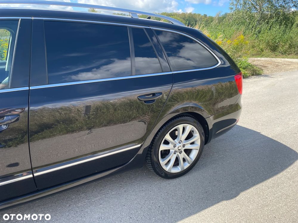 Skoda Superb 2.0 TSI Elegance DSG - 8