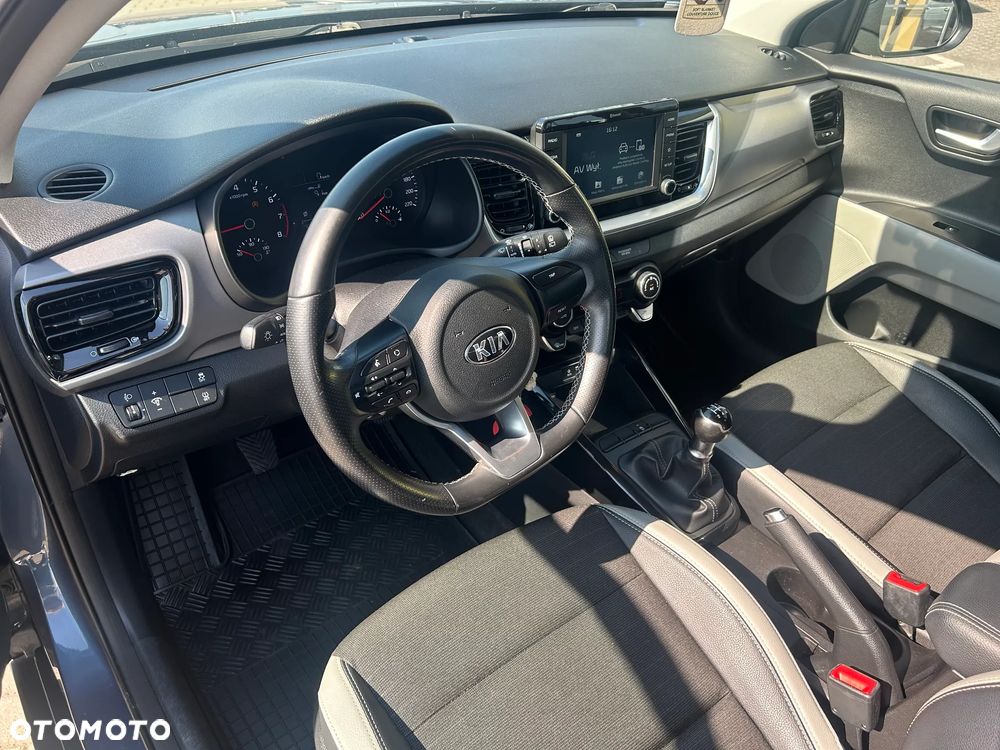 Kia Stonic 1.2 M - 11