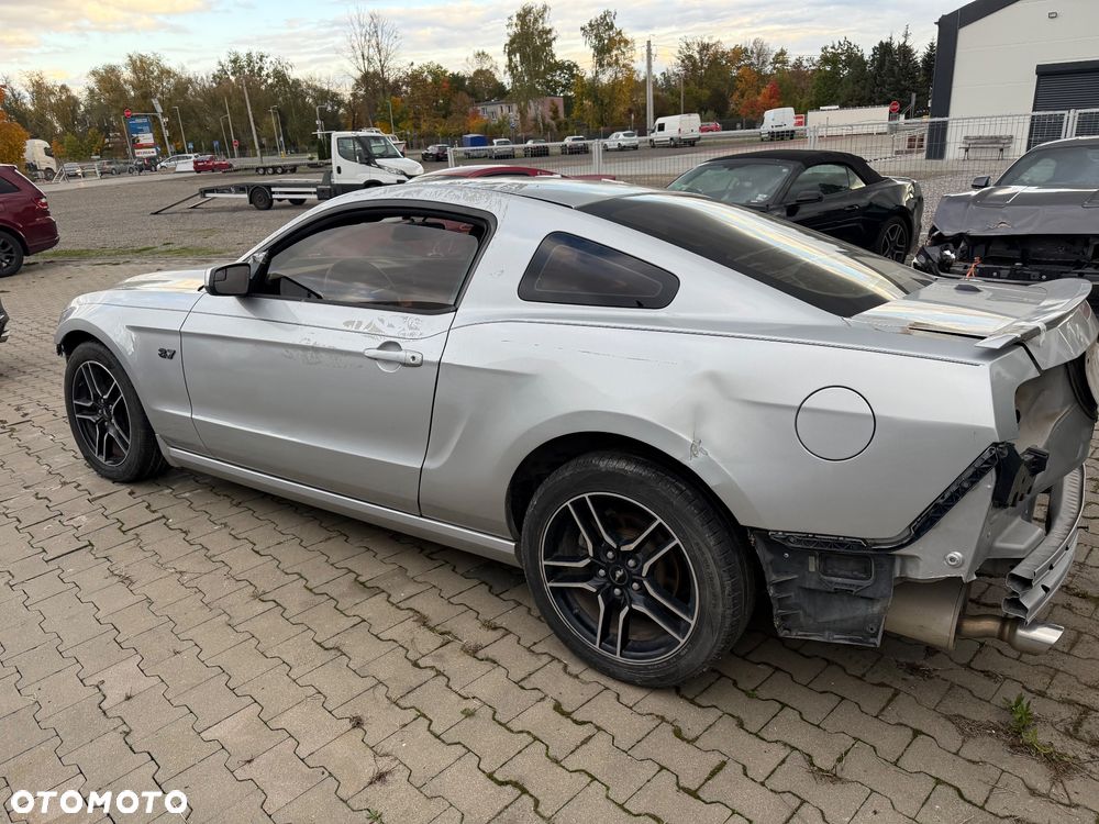 Ford Mustang 3.7 V6 - 10