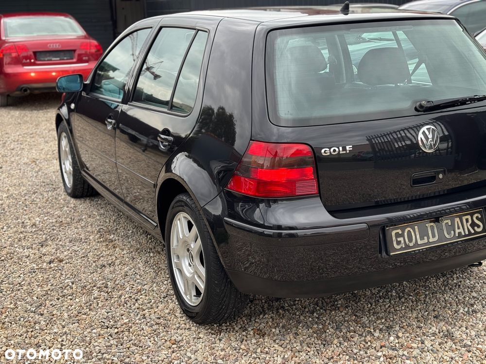 Volkswagen Golf 1.6 Edition - 12