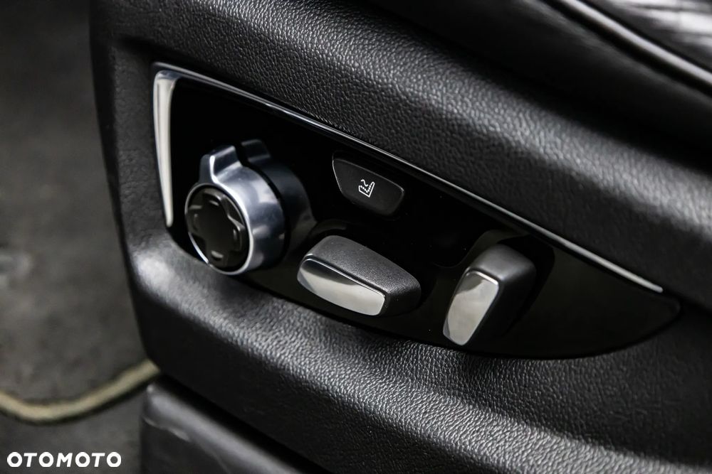 Cadillac Escalade 6.2 V8 AWD AT Platinum - 15