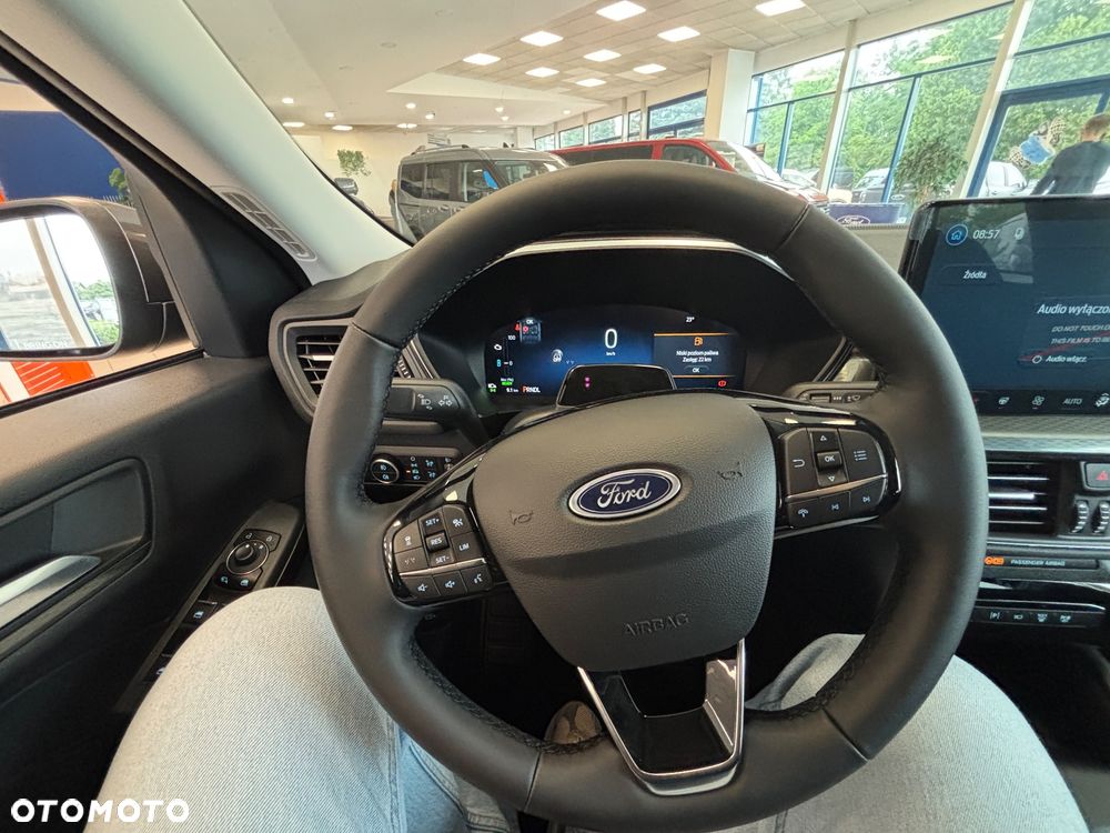 Ford Kuga 2.5 FHEV AWD Titanium eCVT - 13