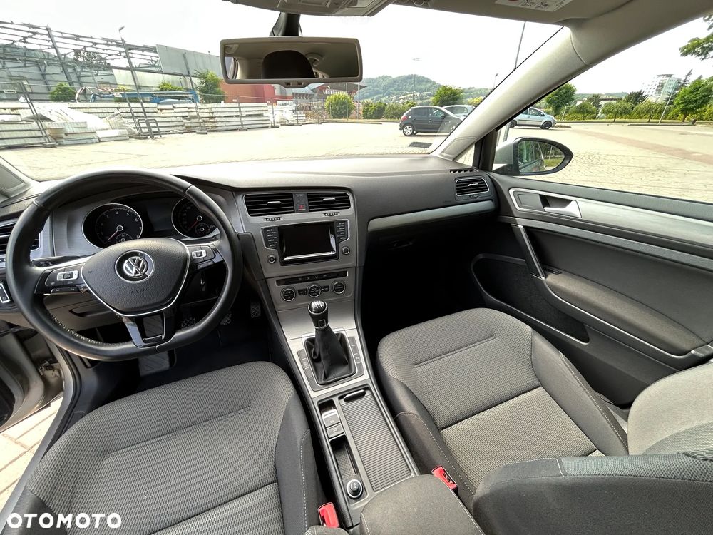 Volkswagen Golf 1.4 TSI BMT Comfortline - 12
