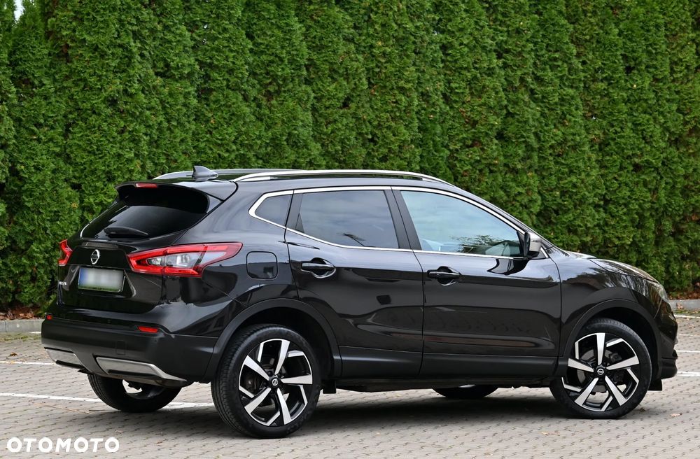 Nissan Qashqai 1.2 DIG-T Xtronic TEKNA+ - 17
