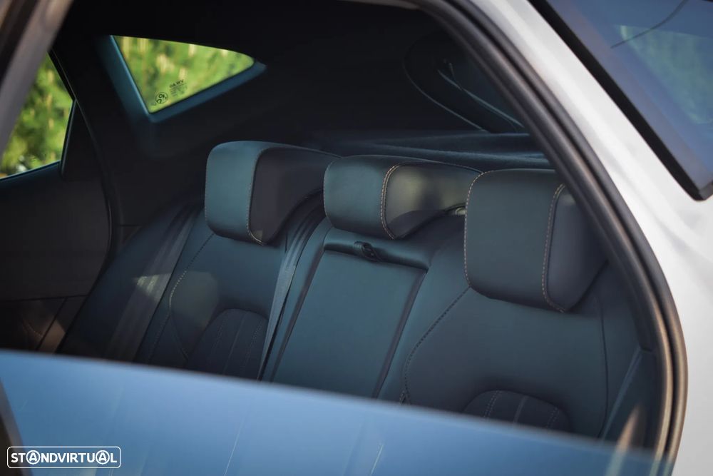 Cupra Formentor 1.4 e-Hybrid Sport DSG - 21