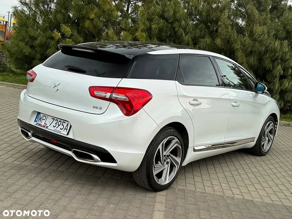 DS Automobiles DS 5 - 12