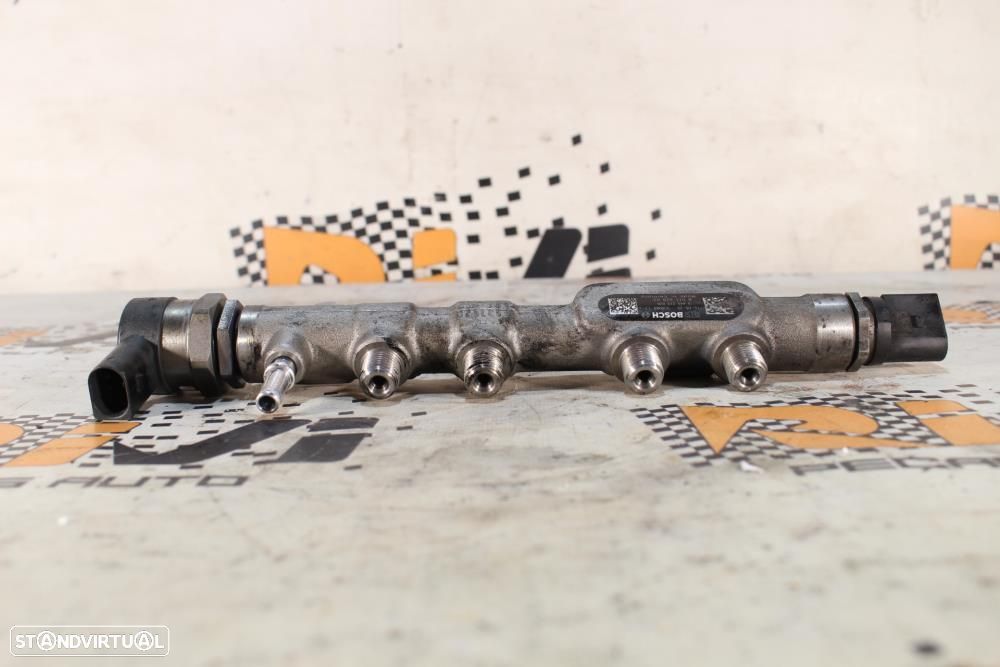 Régua / Rail De Injeção Bmw 1 (F20)  13538511629 / 8511629 / 044521302 - 4