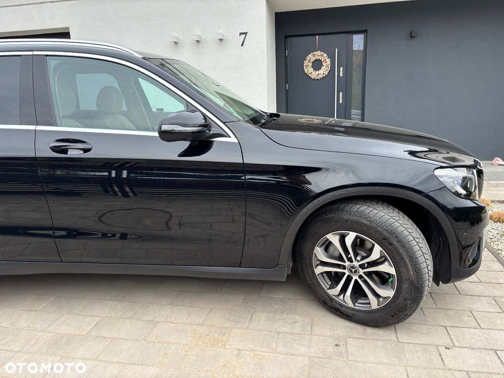 Mercedes-Benz GLC - 11