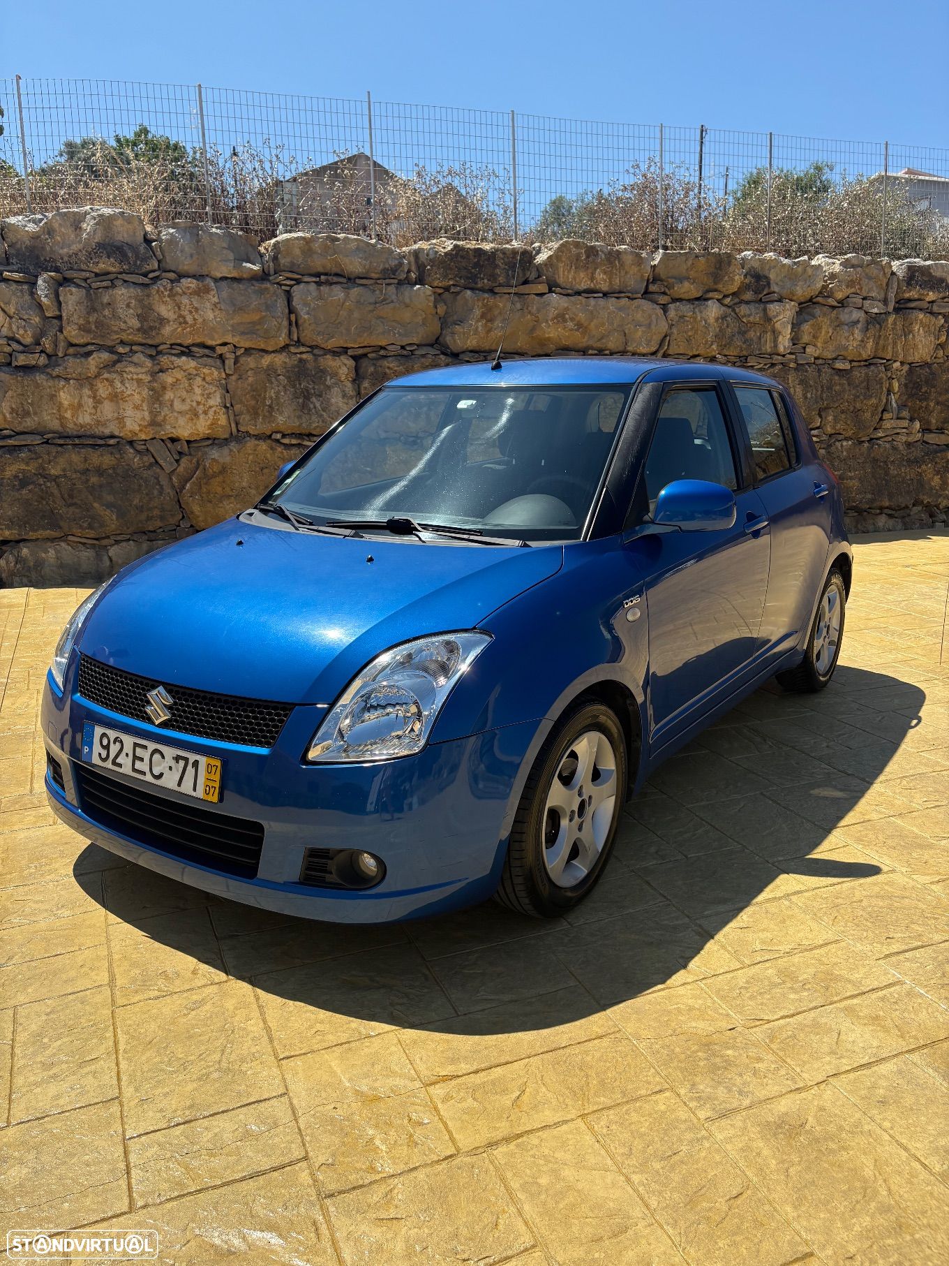 Suzuki Swift - 1