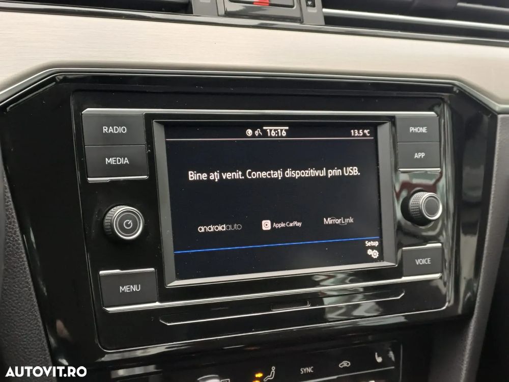 Volkswagen Passat 2.0 TDI DSG Highline - 17